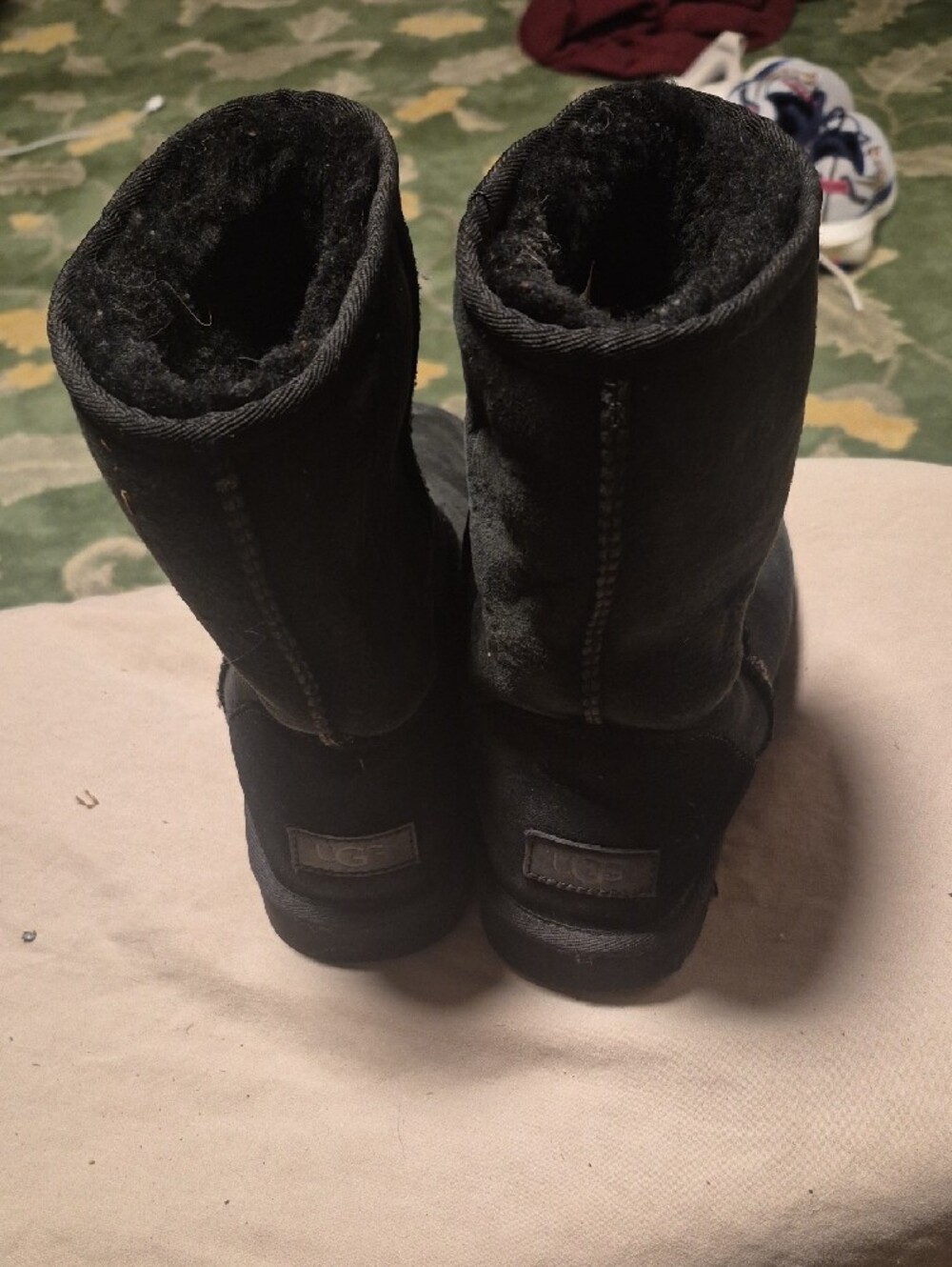 UGG Black Shearling-Lined Classic Short Boots - Picture 4 of 7